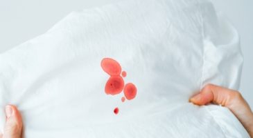 Conseil sexe : Pourquoi y a-t-il parfois du sang dans mon sperme ?