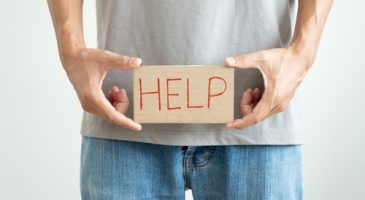 Conseil sexe : Mon gland ne se décalotte pas, comment y remédier ?