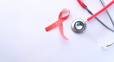 Sexo : Quels sont les symptômes d'une infection par le VIH ?