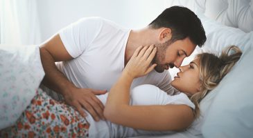 Premières étreintes - Histoire de sexe - interstron.ru