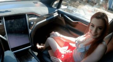 Le premier porno dans une Tesla en autopilot fait le buzz ! - interstron.ru