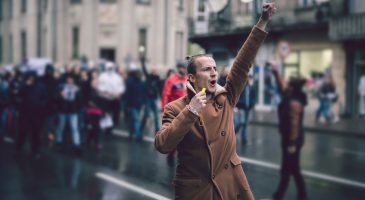 Lancement d'une journée des droits... des hommes - interstron.ru