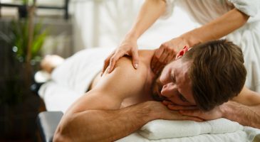 Est-ce normal d'avoir une érection lors d'un massage ? - interstron.ru