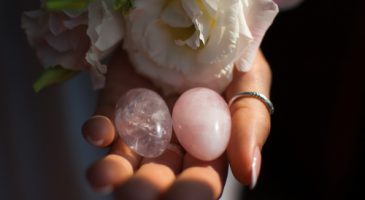 Sexo : Les bienfaits surprenants de l'oeuf de Yoni !