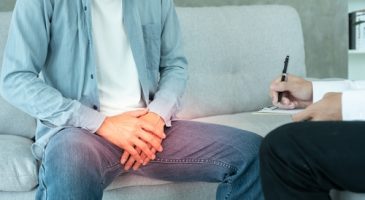 Conseil sexe : Une circoncision règlera-t-elle mon problème de prépuce irrité ?