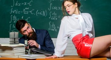 Histoire de sexe : Prof (très) particulière